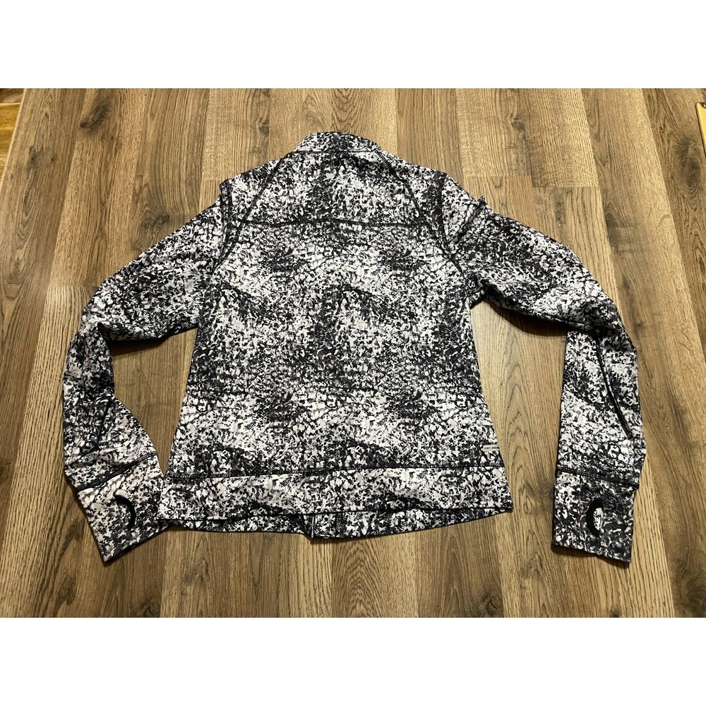 Danskin Now Jacket, Girl's Size XL, Black White, Full Zip, Long Sleeve - Picture 2 of 8